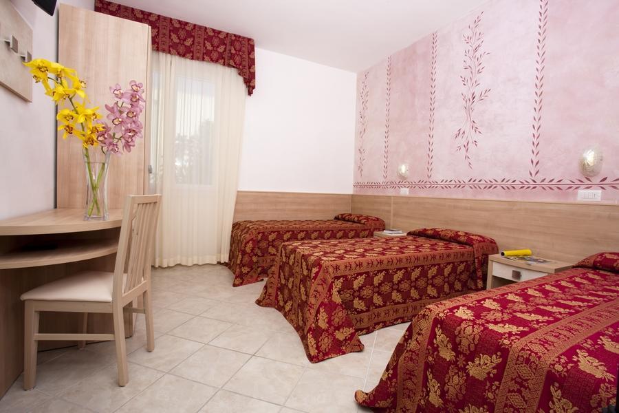 Hotel Rodi Cervia Buitenkant foto