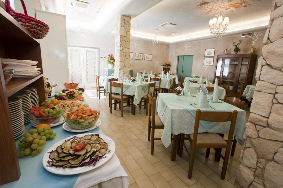 Hotel Rodi Cervia Buitenkant foto