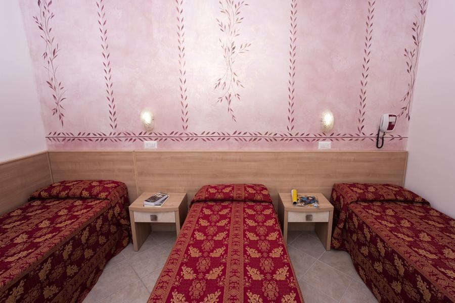 Hotel Rodi Cervia Buitenkant foto